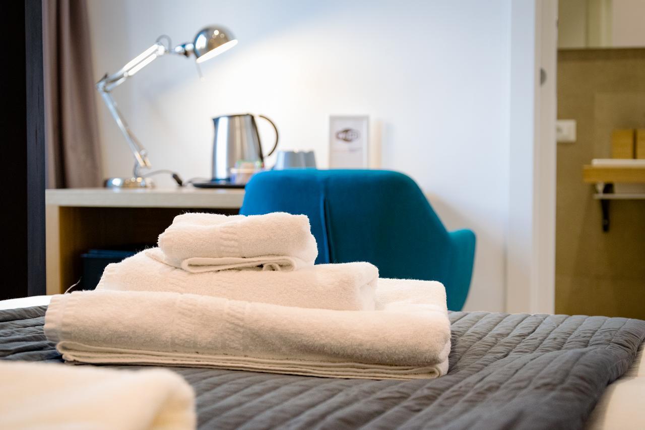 פלרמו Kalamonjo Suite&Rooms מראה חיצוני תמונה